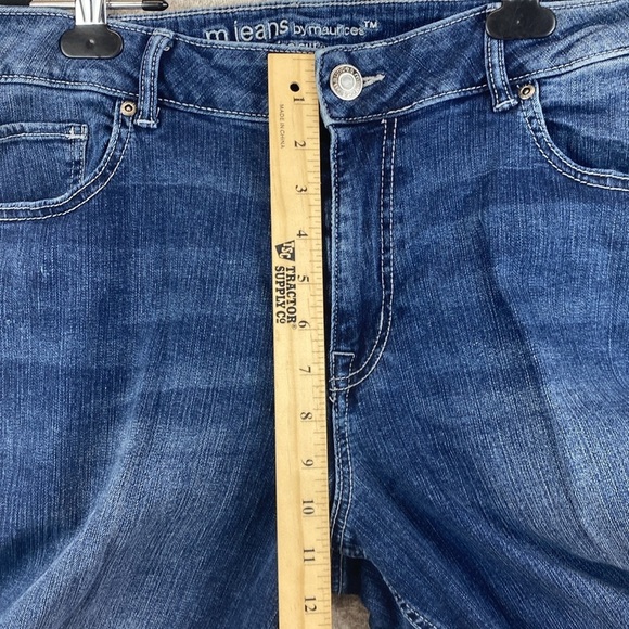 Maurices high rise curvy jeans size 16w stretchy skinny minimalist basics edgy - Picture 3 of 9